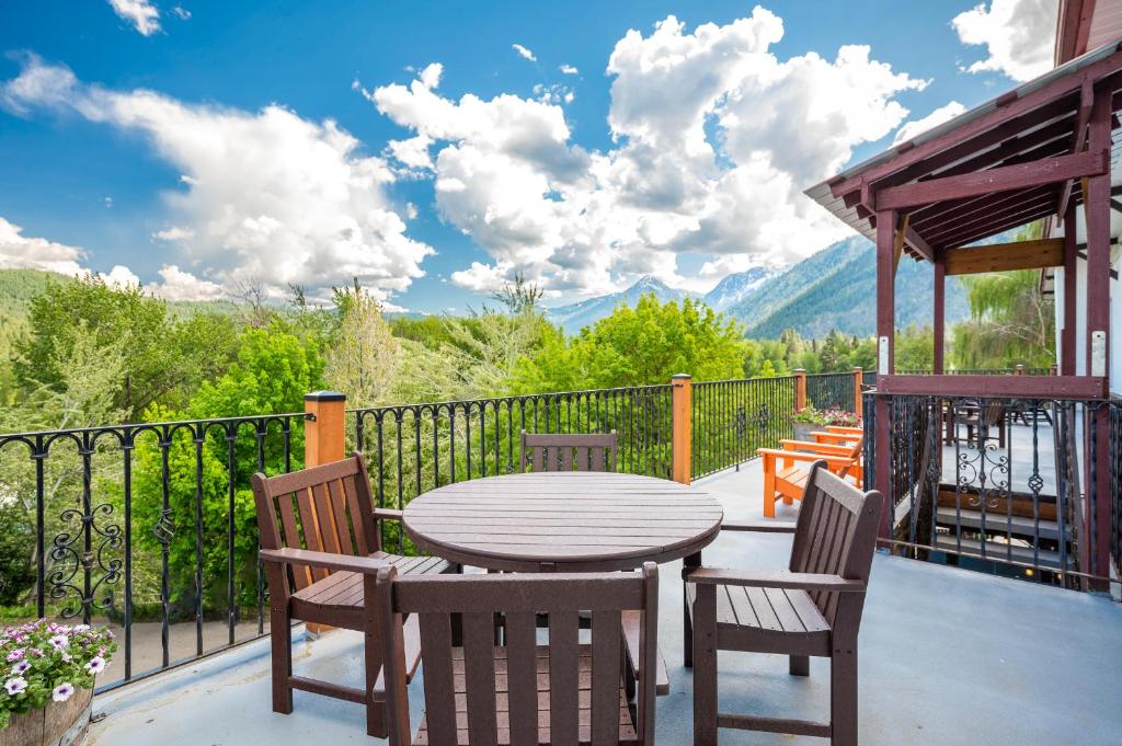 Hotel Leavenworth photo