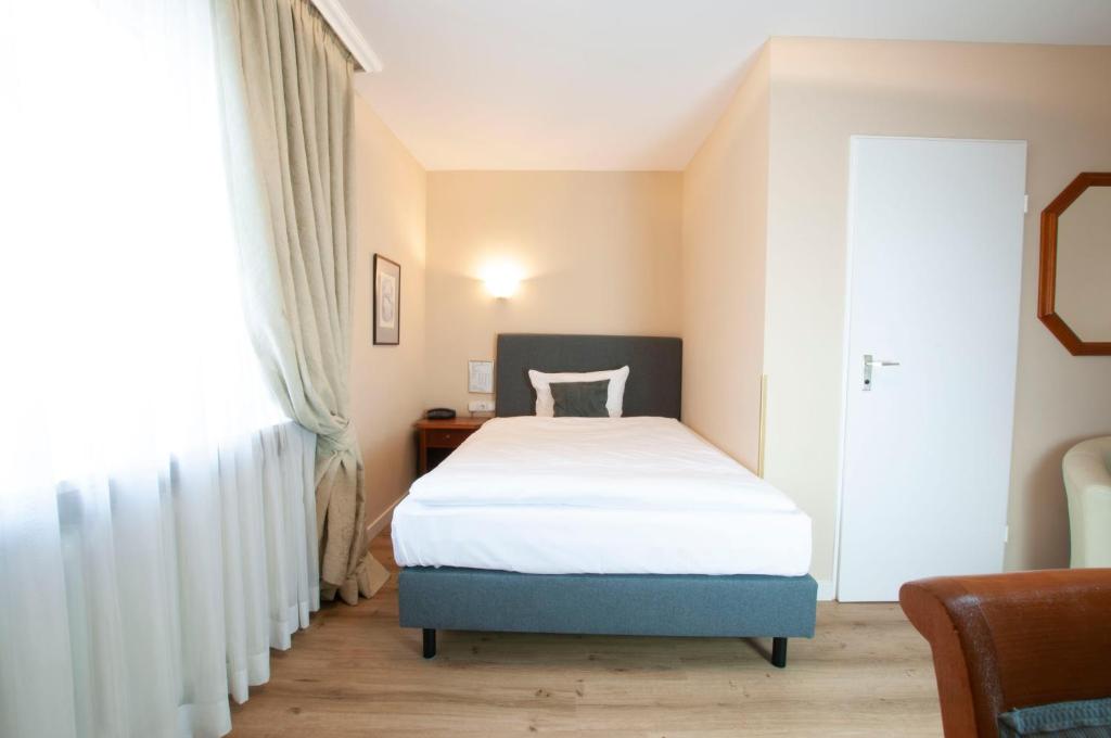 Hotel Altmunchen by Blattl photo