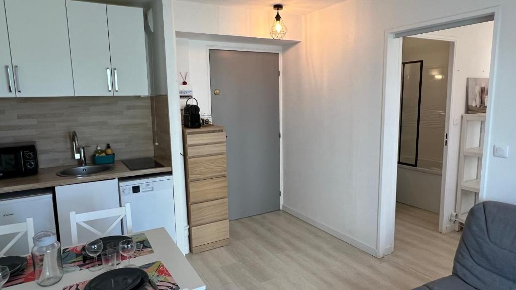Appartement 2 pièces en rez-de-chaussée dans résidence avec accès direct à la plage - 5