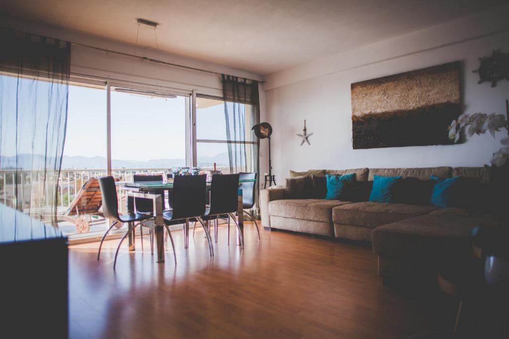AP-1 XimoApartments con VISTAS PANORÁMICAS AL MAR - 4