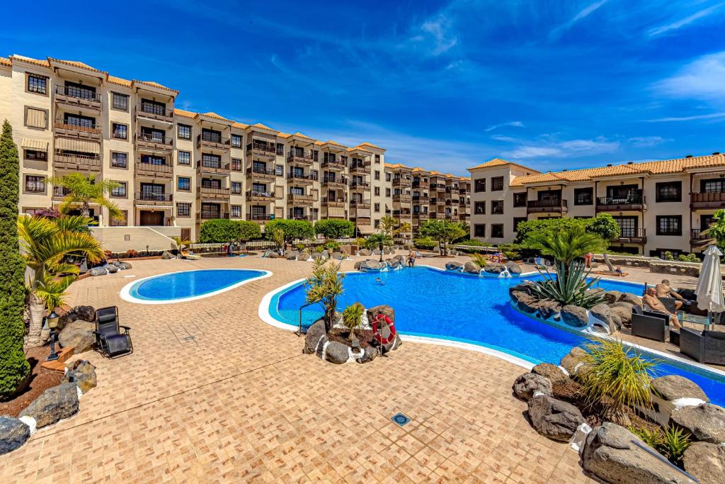 Atlantic 1 One bedroom apartment with ocean view and pool - 2