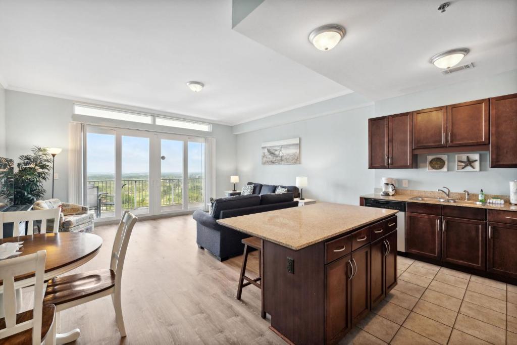 Laketown Wharf #2136 by Nautical Properties, Panama City Beach
