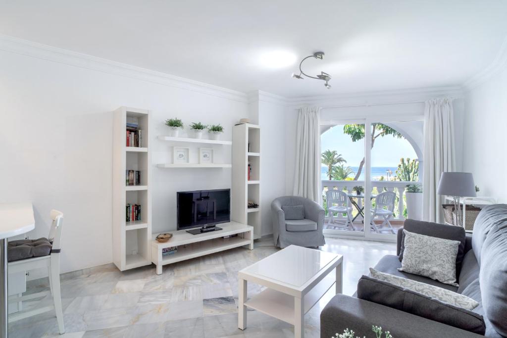 Stella Maris B Casasol Apartments - 3