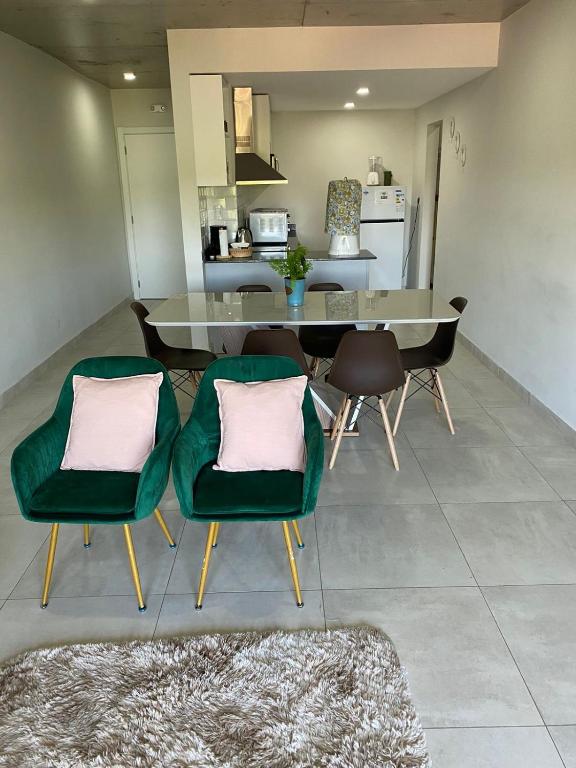 Cómodo apartamento nuevo, zona aeropuerto! - 2