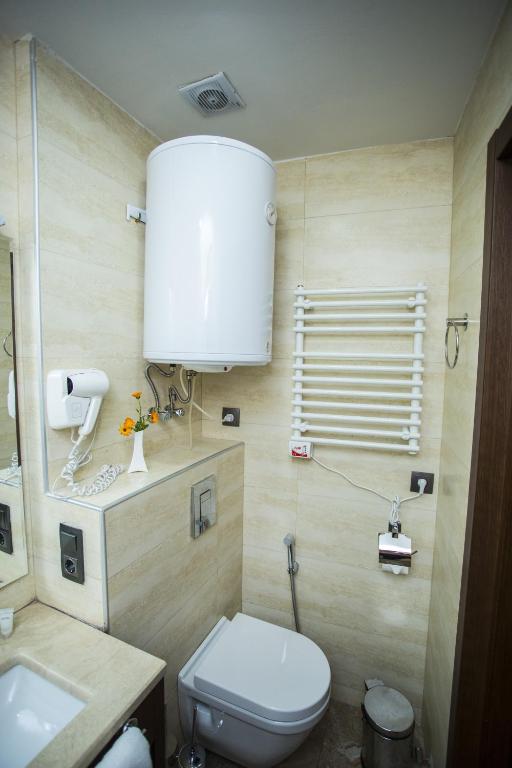 Hotel Corner Inn photo