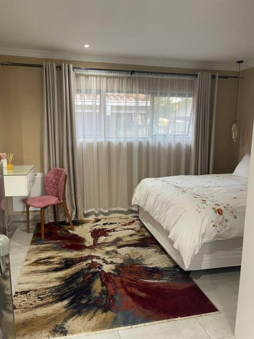 Side Step, Johannesburg