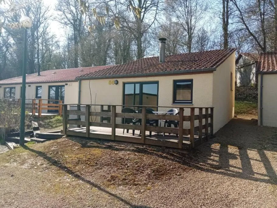 Le repaire des renards Vallée de Rabais，位于维尔通的酒店