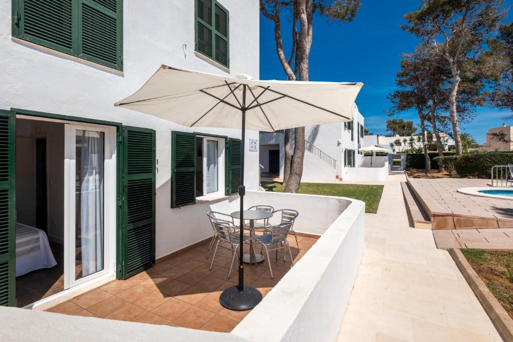 Apartamentos Llebeig photo