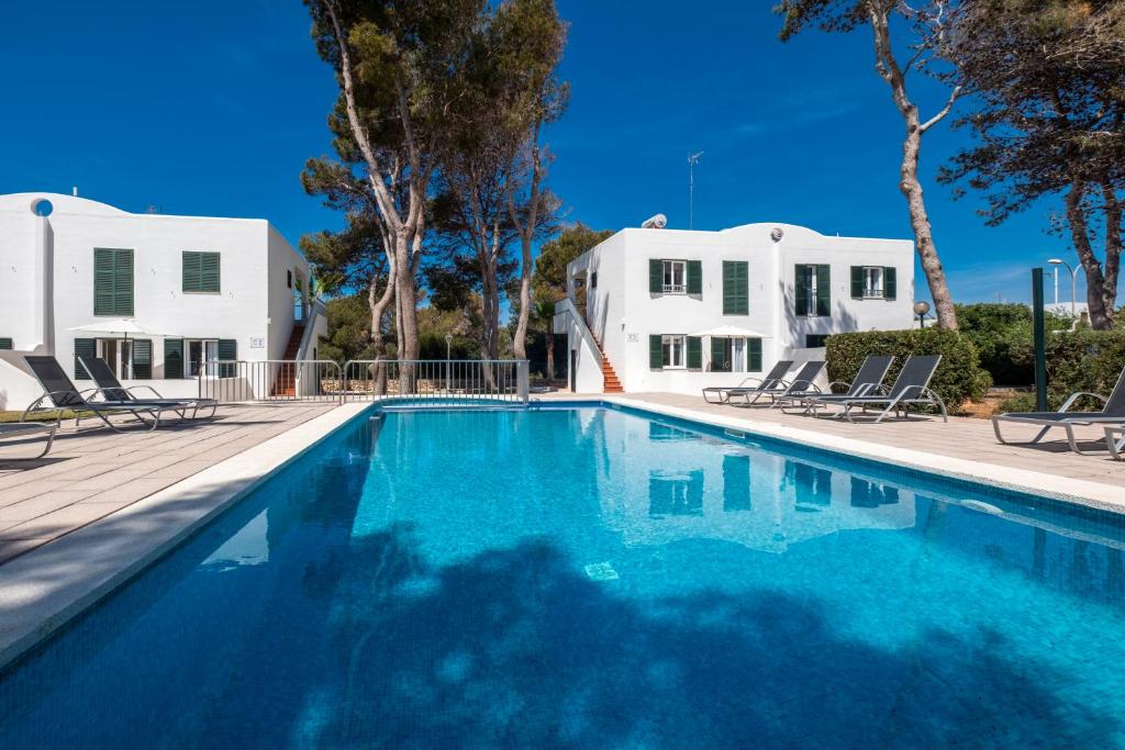 Apartamentos Llebeig photo