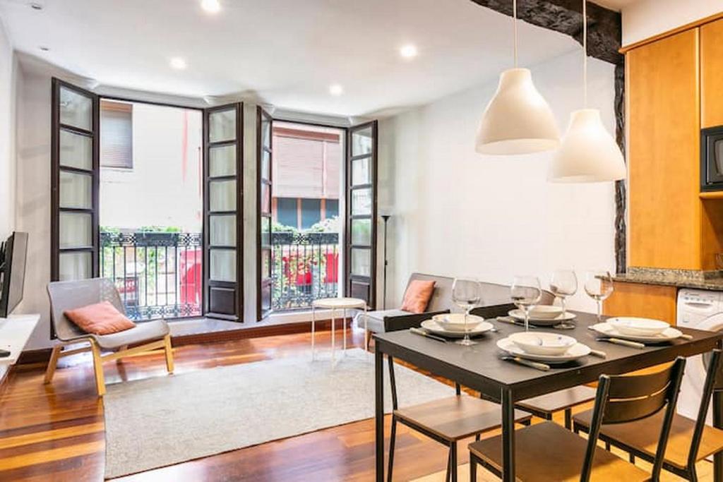 Siete Calles / Bilbao ART, Bilbao