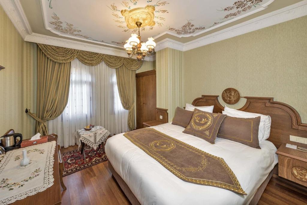Seven Hills Hotel photo