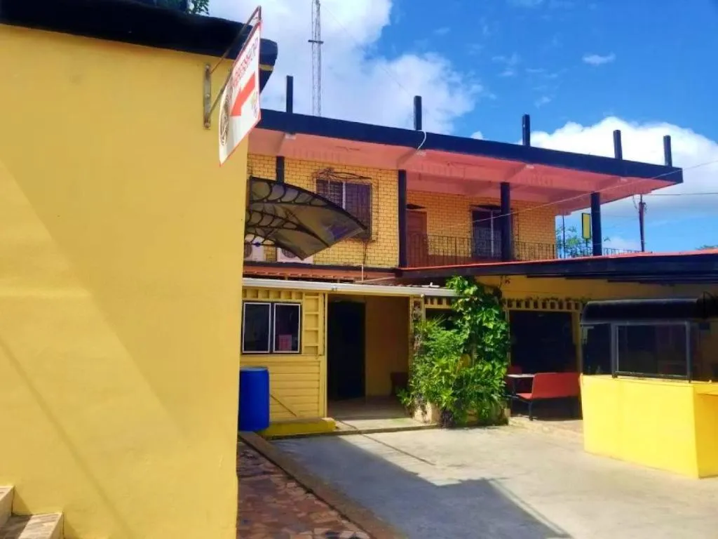 Maxroomz, Hotel in San Ignacio