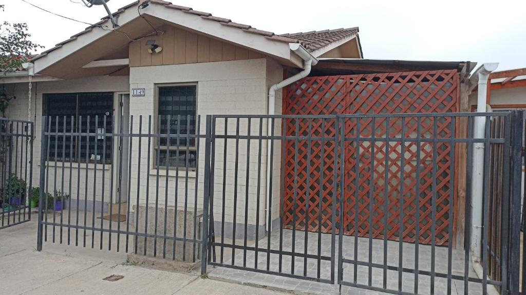 Hostal JV QUILLOTA AMOBLADA - 1