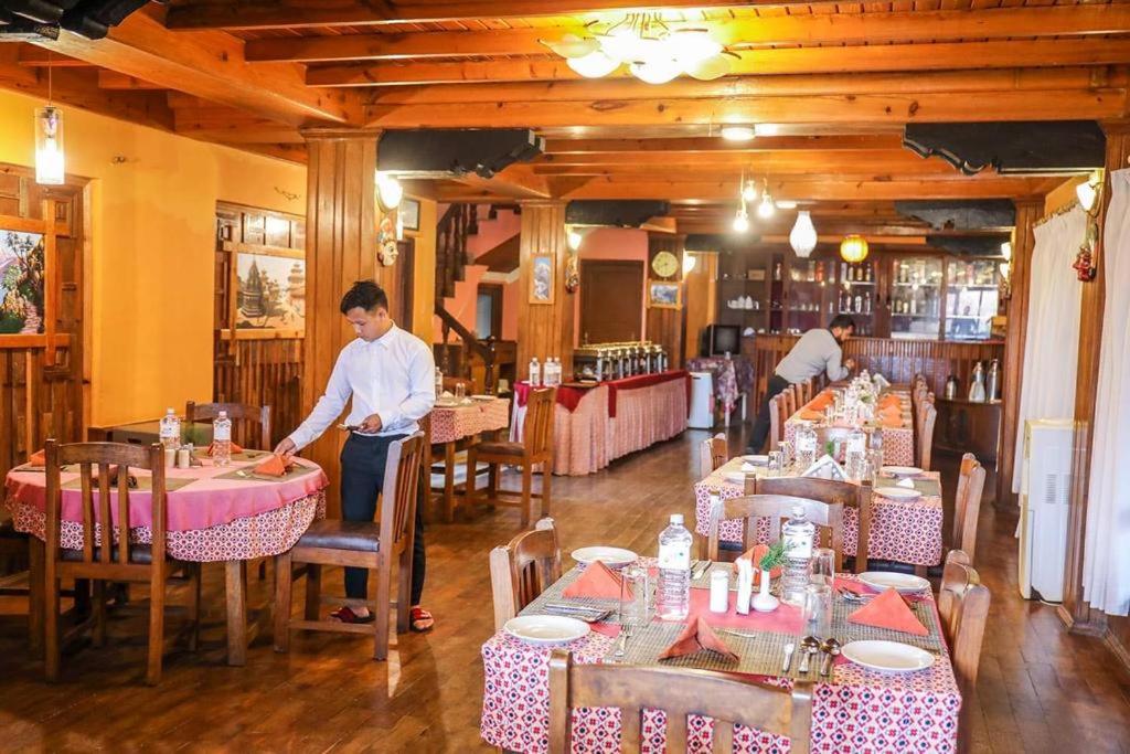 나가르코트 선샤인 호텔 (Nagarkot Sunshine Hotel)