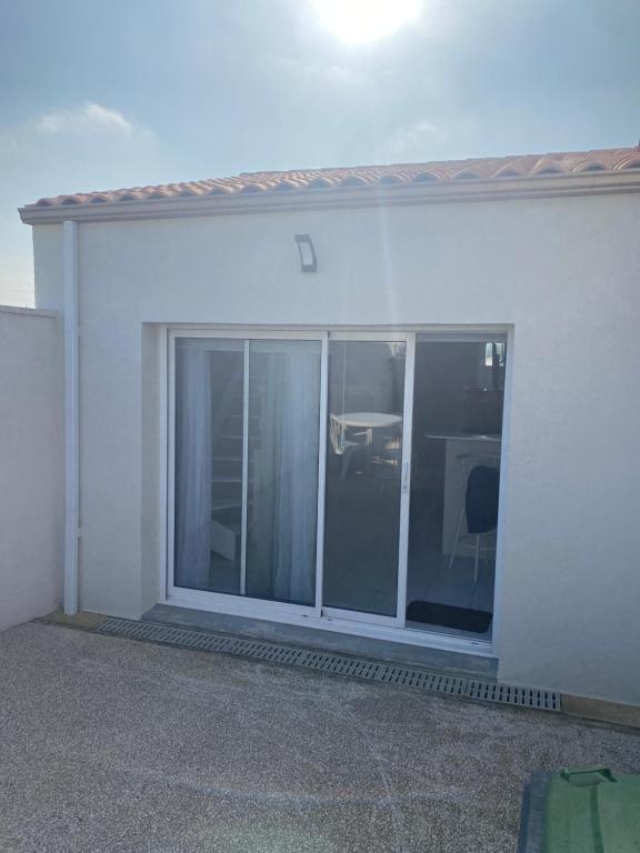 Studio mezzanine au calme - 2
