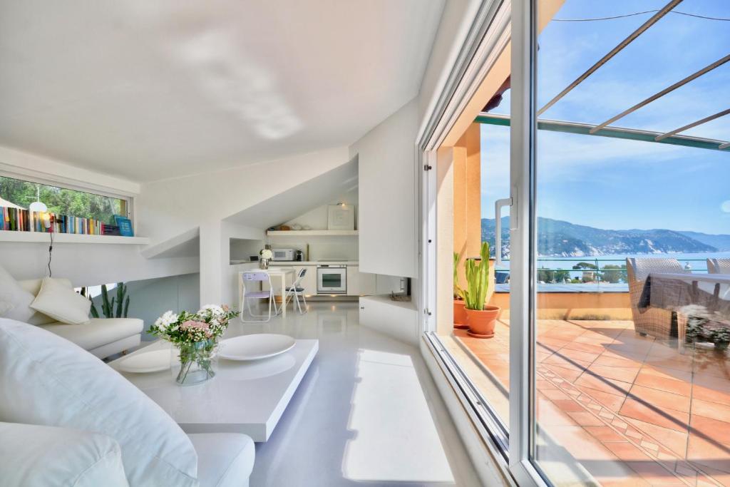 Penthouse Marina-Seaview Jacuzzi and Terrace - 1