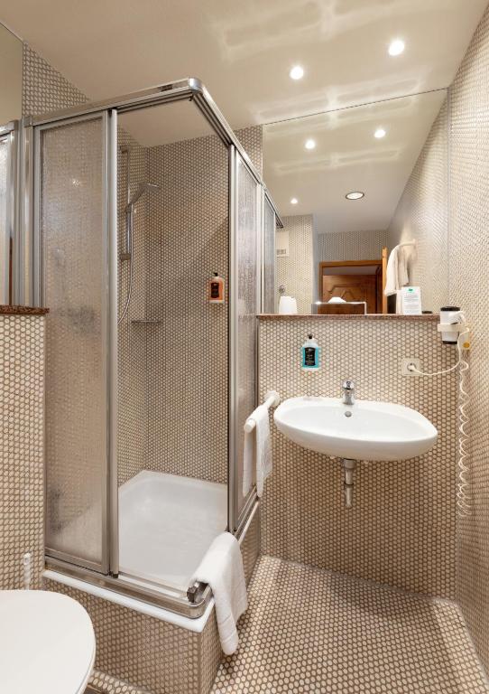 Hotel Riesengebirge photo