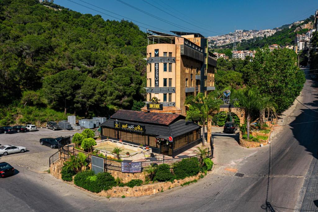 Le Caravelle Beirut, Beirut