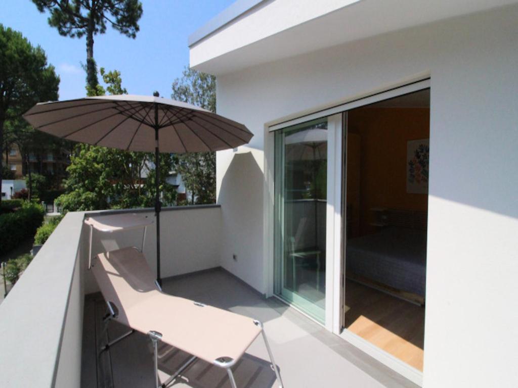 Tranquil villa in Lignano Pineda - 2