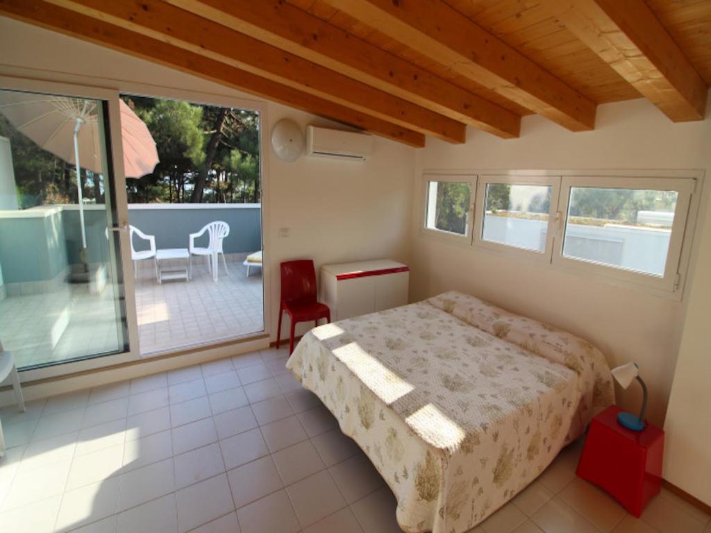 Attic apartment 50mt from the beach - 4