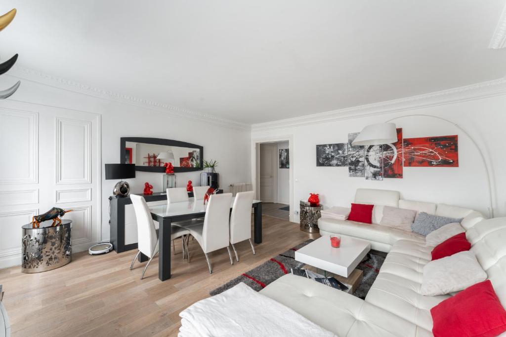 Appartement Haussmannien - dernier étage - 4