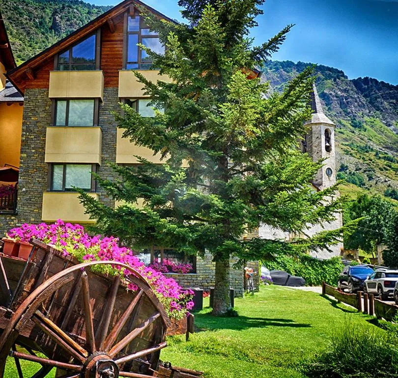 Roca Blanca, hotel in Espot