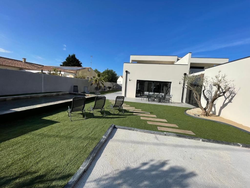 Villa Grand Nicolas Bord de Mer - 4