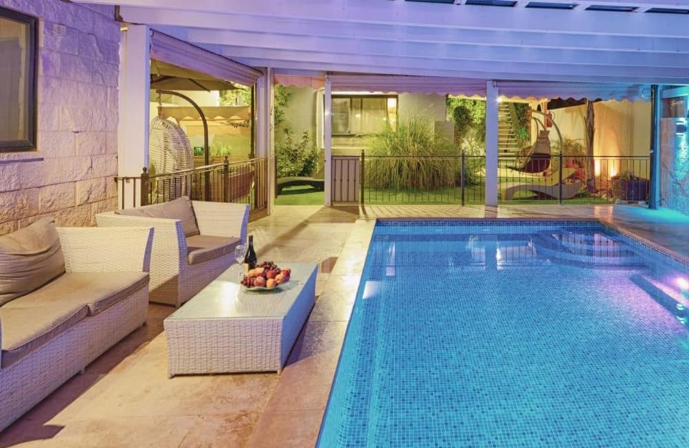 מור ולבונה - וילה מהממת ומפנקת למשפחות בגליל, Sifsufa