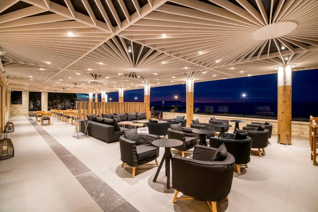Insula Alba Resort & Spa (Adults Only) — Restaurant & bars in Analipsi