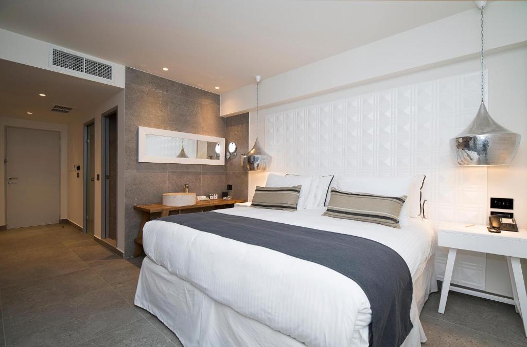 Insula Alba Resort & Spa (Adults Only) — Hotel rooms in Analipsi