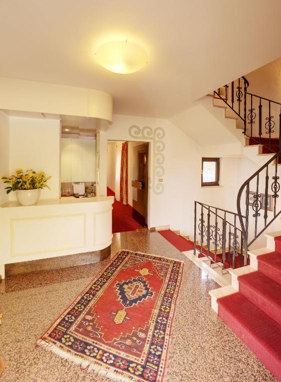 Hotel Garni Hubertus photo