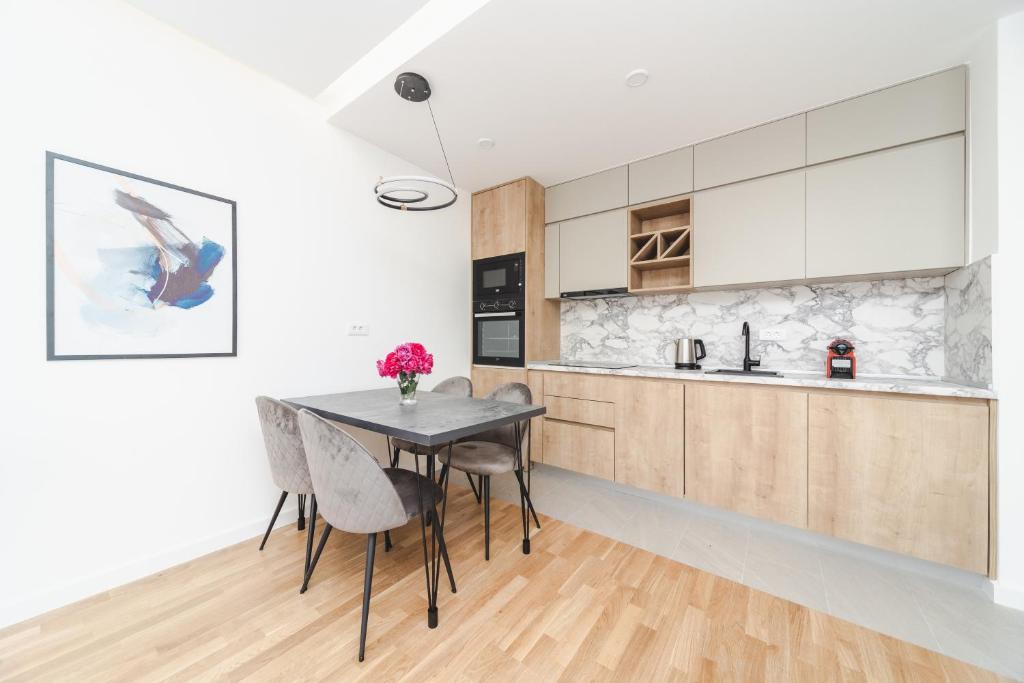 Salus Hill Condo - 5