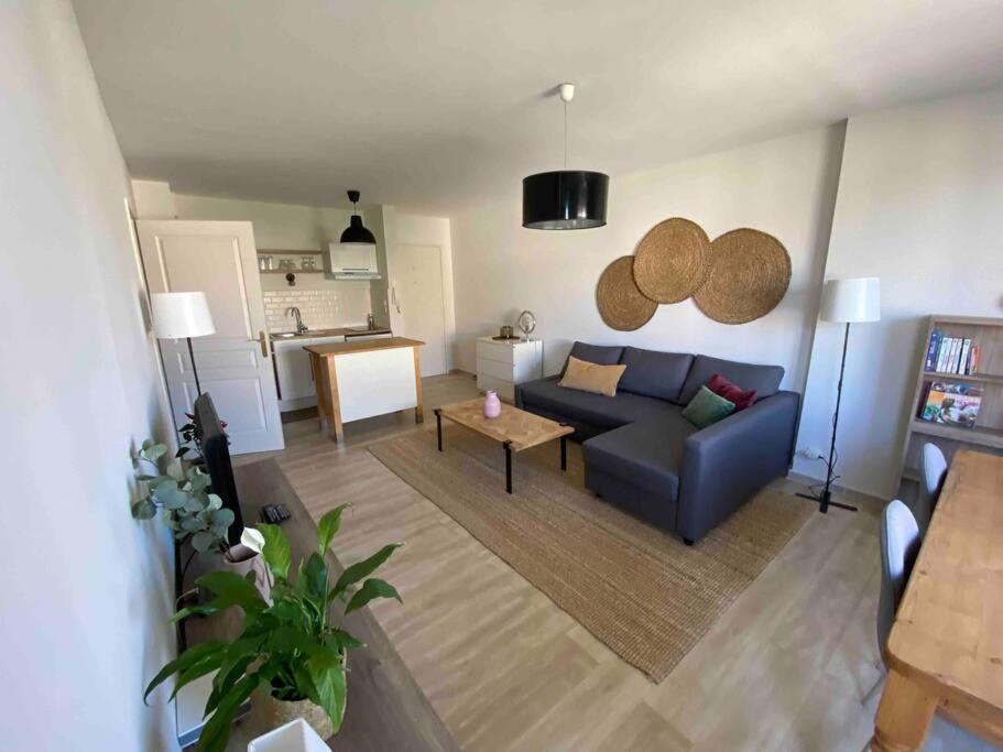 Charmant appartement ensoleillé-Terrasse - PARKING Gratuit - Isle sur la Sorgue - 4