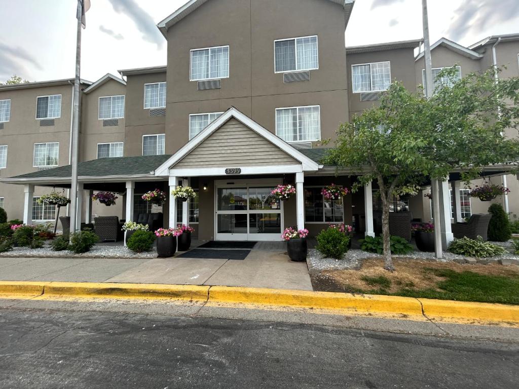 Country Inn & Suites by Radisson, Grand Rapids Airport, MI photo
