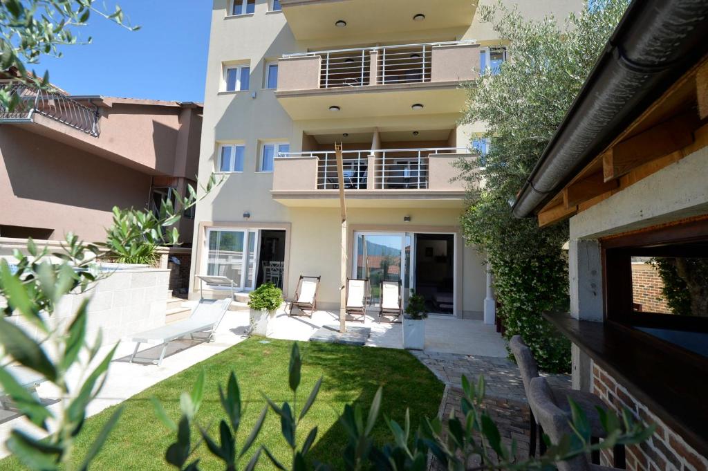 J & P Apartments Orahovac