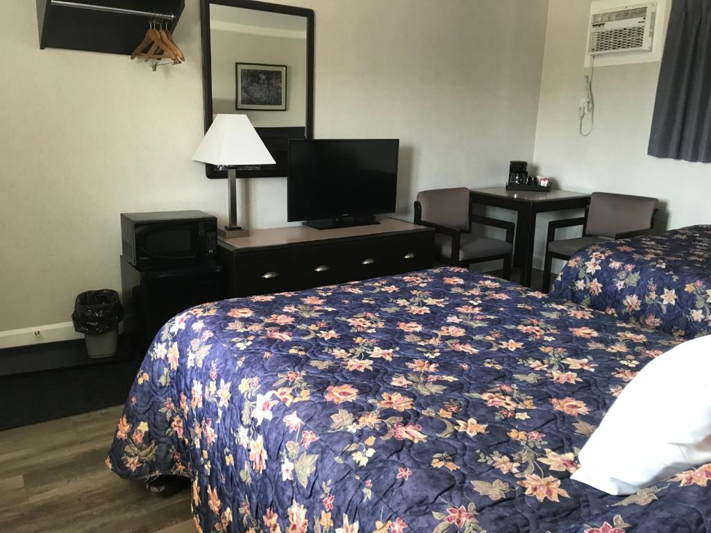 Tay Inn photo