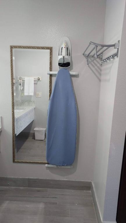 Regency Inn photo