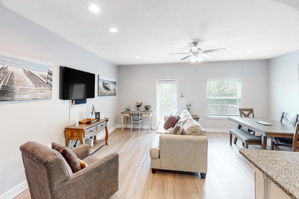 Getaway at the Hathaway, Panama City Beach