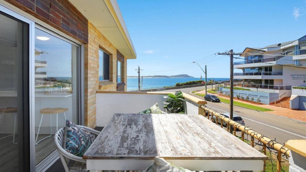 Salt Life Short Walk To Beach, Shops Cafes Accom Holidays, Terrigal