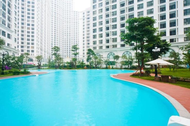 Vinhomes Royal City luxury serviced apartment photo