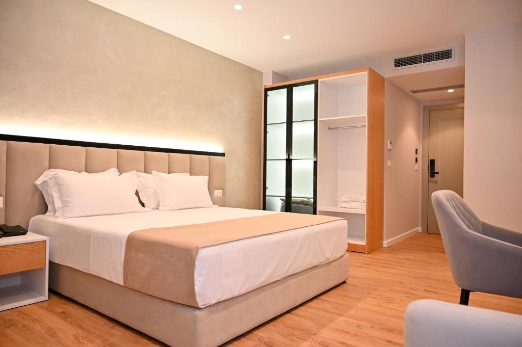 Hotel Zanzi — Hotel rooms in Durres, Durres