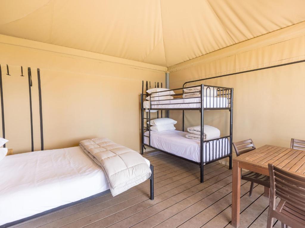 NRMA Lake Somerset Holiday Park photo