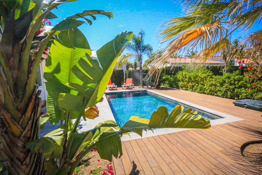 LITORAL COSTA DORADA - VILLA MONET Only families - 4