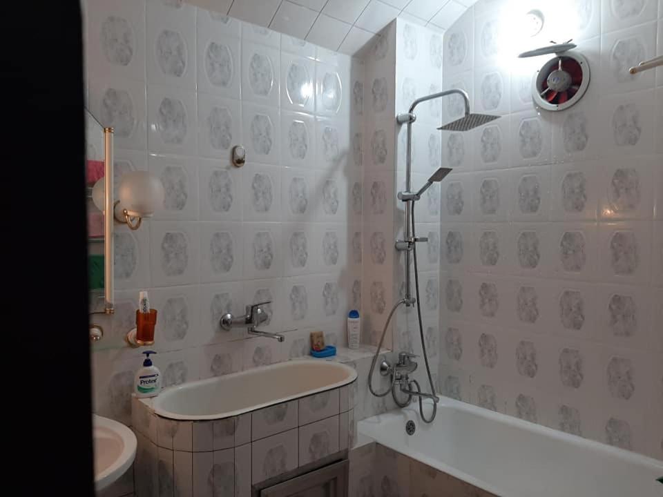 Apartment ЖУЖУНА photo
