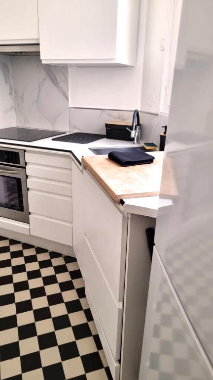 Sophisticated Gem in the Heart of Paris - 107m2 - 5