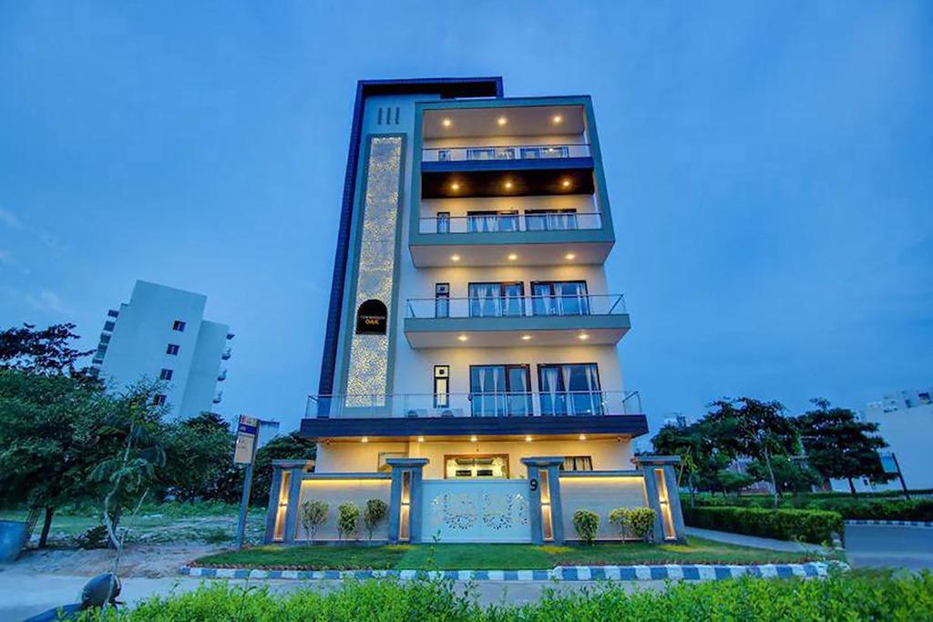 HOTEL ELITE OAK — Hotel in New Delhi and NCR
