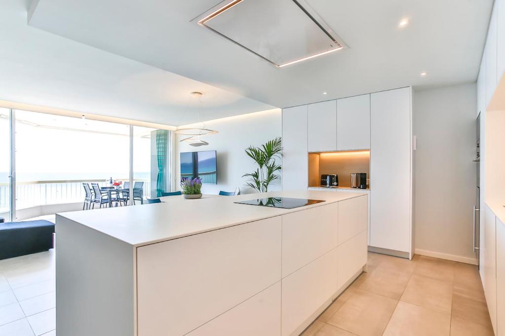 MAGNÍFICO APARTAMENTO - primera línea de mar - 5