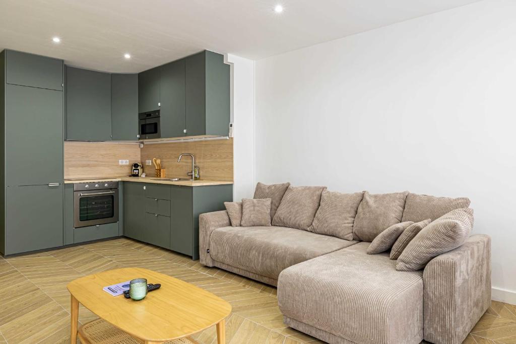 Cozy renovated apartment - close to Martinez Hotel - 2