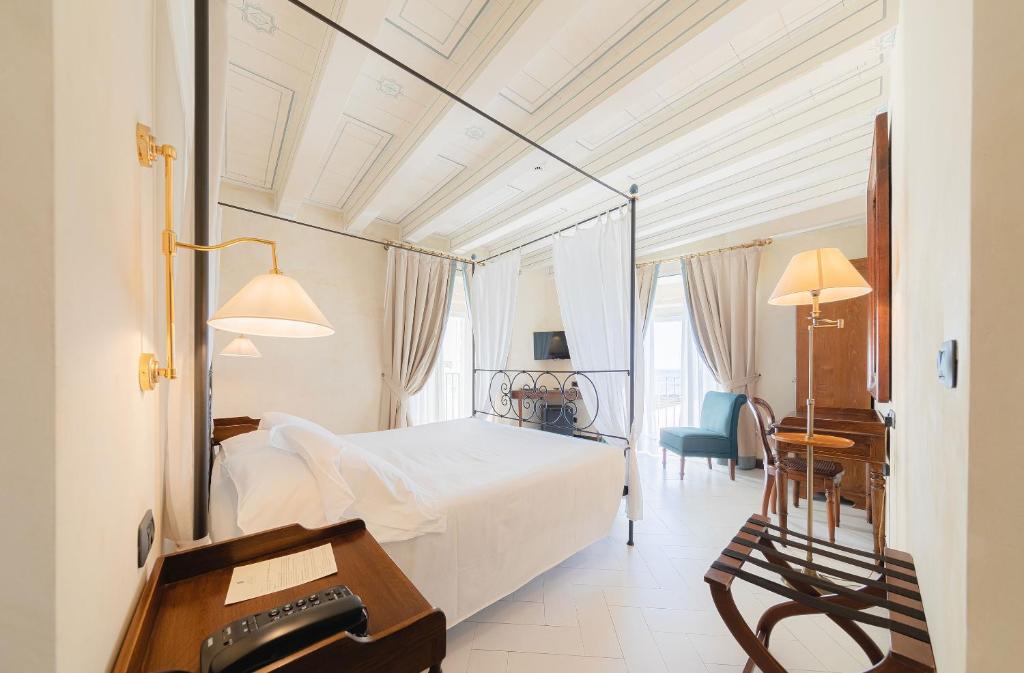 Syracuse Algila Ortigia Charme Hotel room