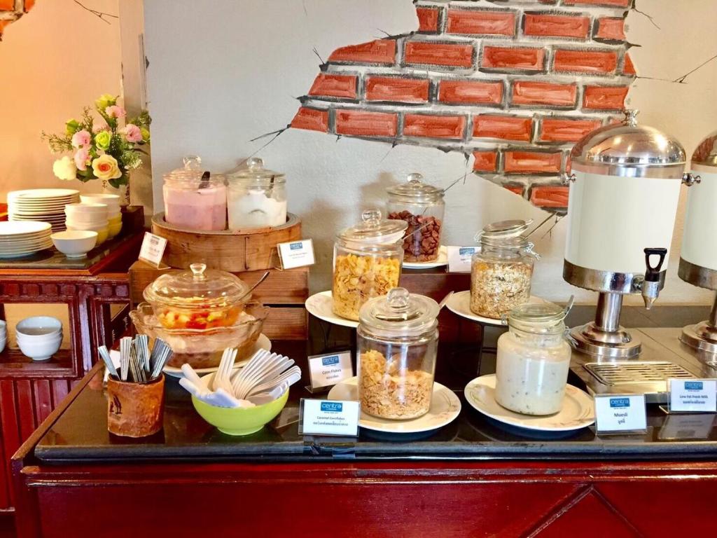 อาหารและเครื่องดื่ม